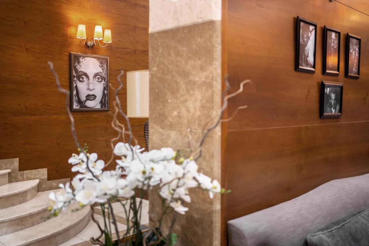 Cityhotel Kiev Bagian luar foto