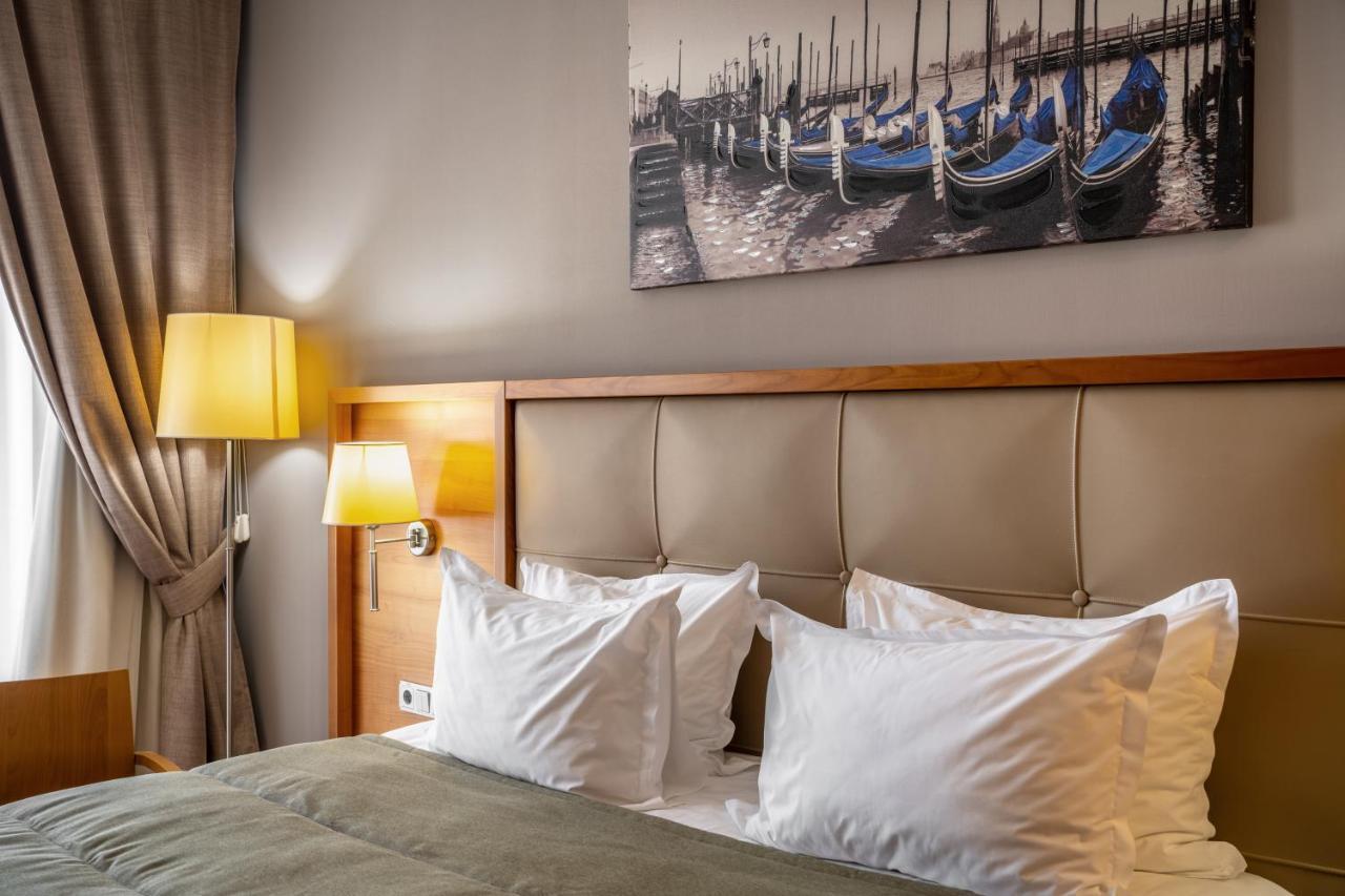 Cityhotel Kiev Bagian luar foto
