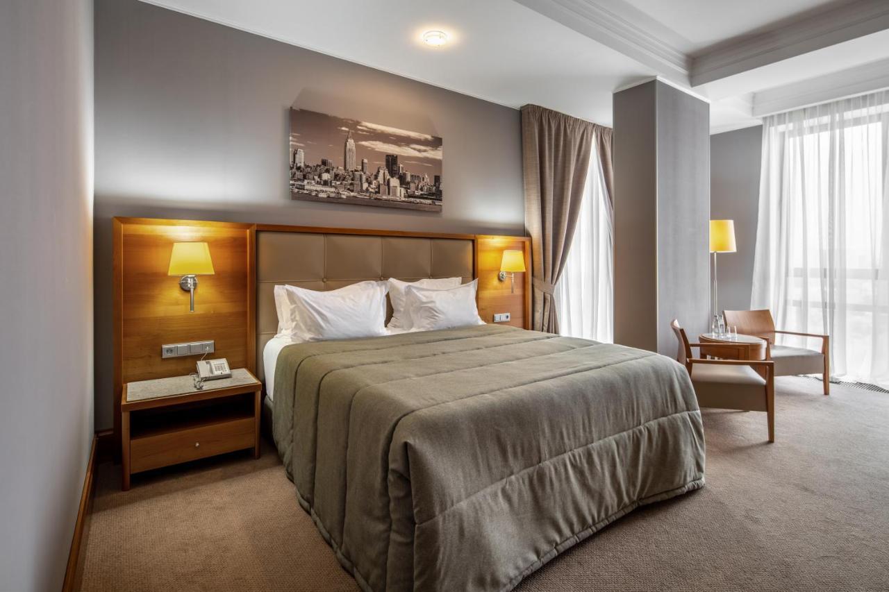 Cityhotel Kiev Bagian luar foto